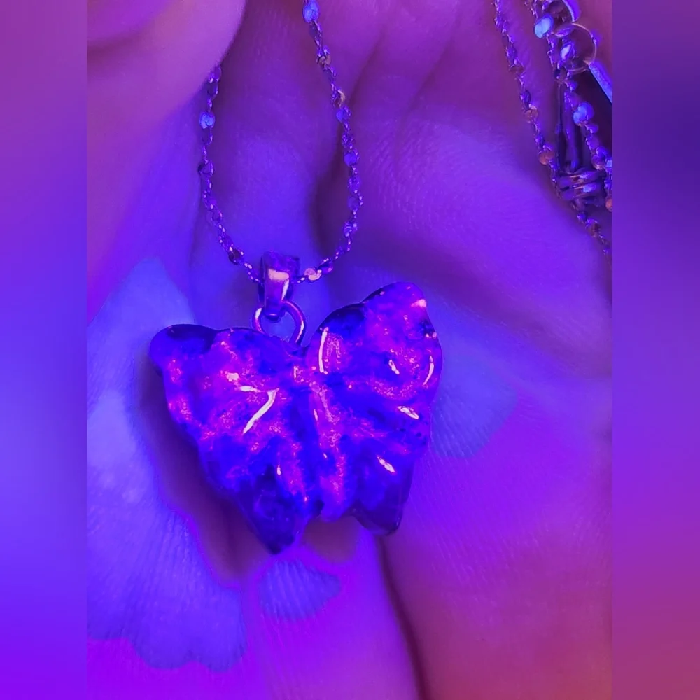 Uv Reactive Yooperlite Butterfly Pendant on a Stainless Steel Chain - Picture 6 of 6